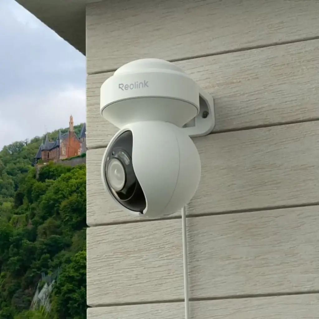 secure-gates-inc-E1-Outdoor-Smart-5MP-PTZ-WiFi-Camera-with-Motion-Spotlights