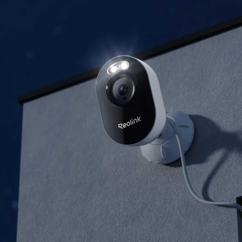 secure-gates-inc-Reolink-Lumus-2K-Smart-Wi-Fi-Camera-with-Color-Night-Vision-and-2.4_5-GHz-Wi-Fi
