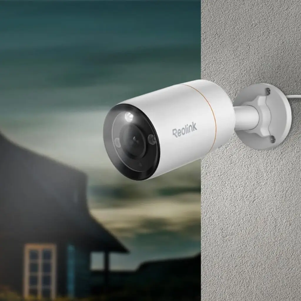 secure-gates-inc-Reolink-RLC-1212A-Intelligent-12MP-PoE-Camera-with-Powerful-Spotlight